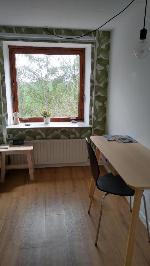 Cosy Farmhouse Single Bedroom スタイ エクステリア 写真